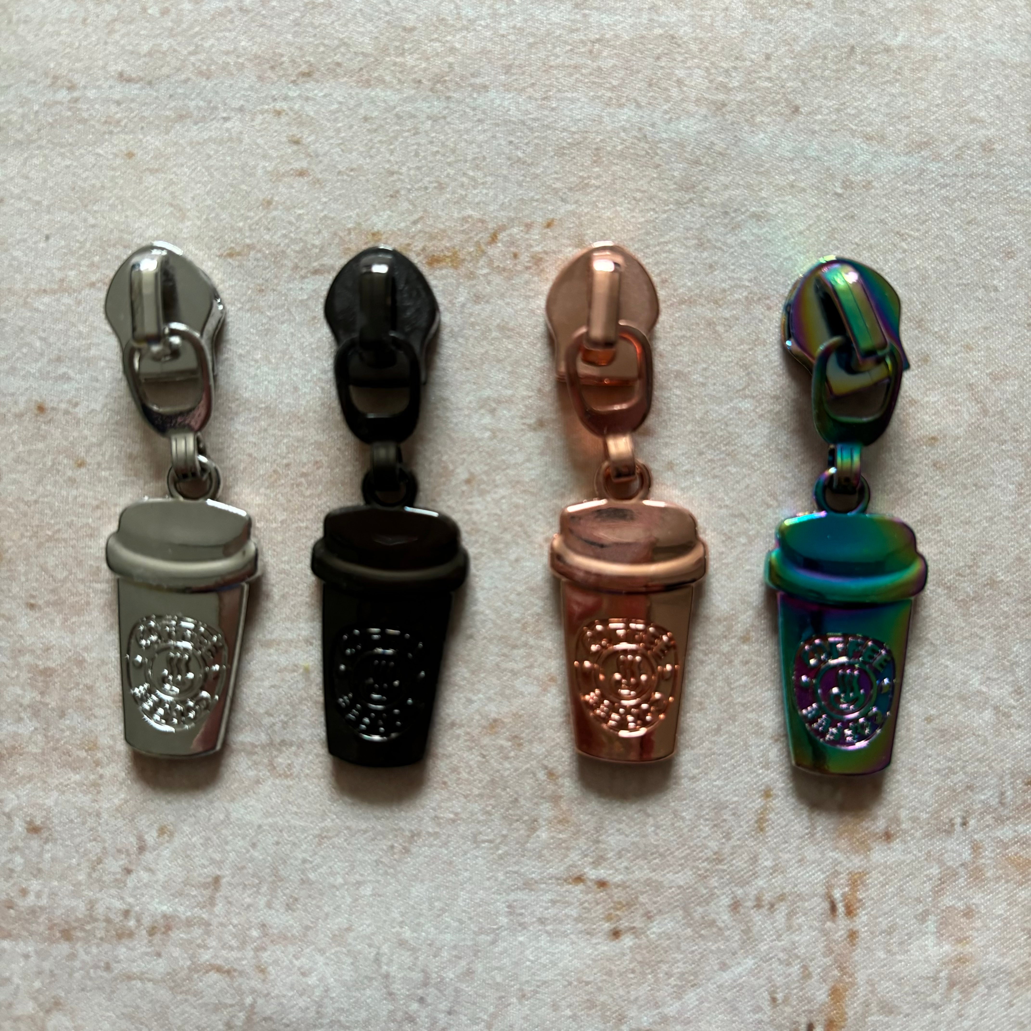 くちばしがバックルパーツ！ファニー！\tHermes\tBirdy チャーム Zipper Pulls size 5| Glitterbugfairy