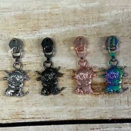Highland Cow #5 Zipper Pull