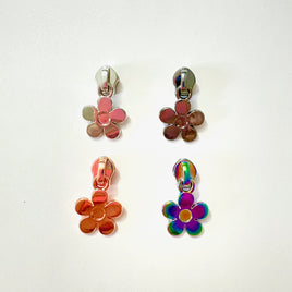 Small Flower #5 Zipper Pull