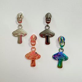 Mushroom #5 Zipper Pull